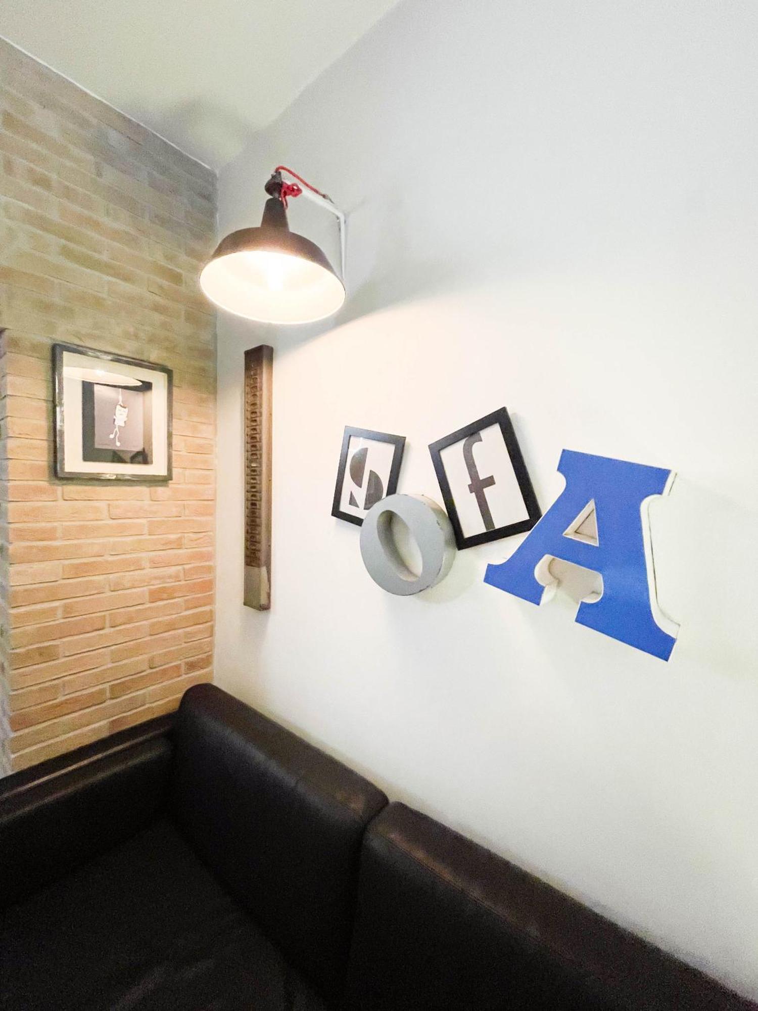 Incortedafabio Design Flat With Bikes Caronno Pertusella Exterior foto